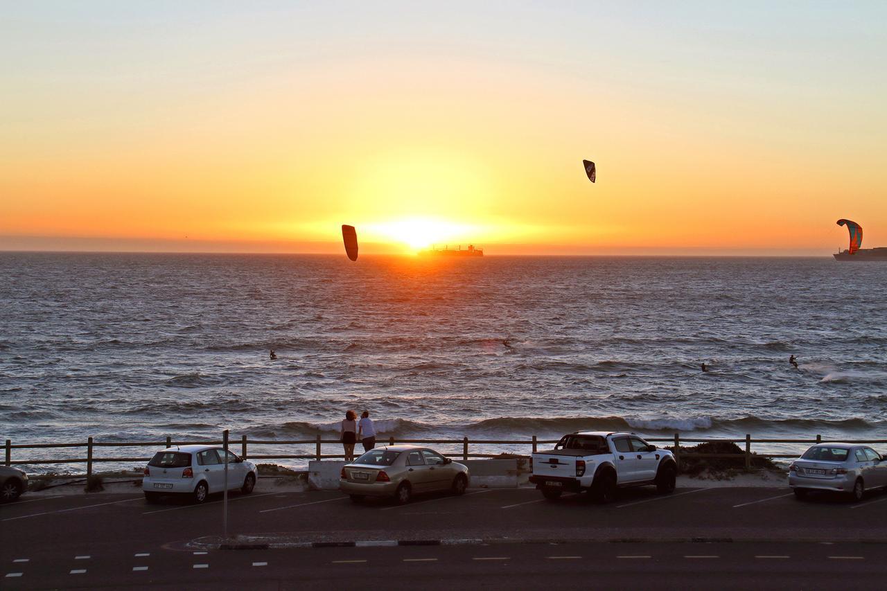 Cap Du Mont Cape Town Lägenhet Bloubergstrand Exteriör bild
